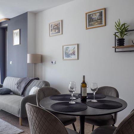 Vertigo2 Huge Apartment 2 Bedrooms Balcony Parking Sofia Bagian luar foto