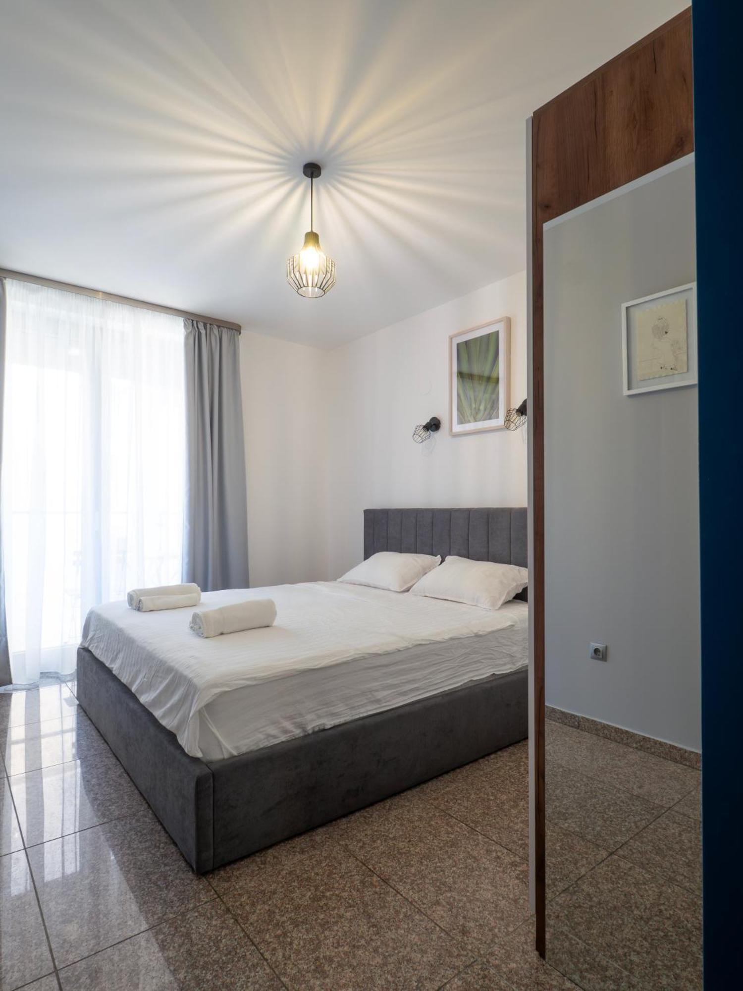 Vertigo2 Huge Apartment 2 Bedrooms Balcony Parking Sofia Bagian luar foto
