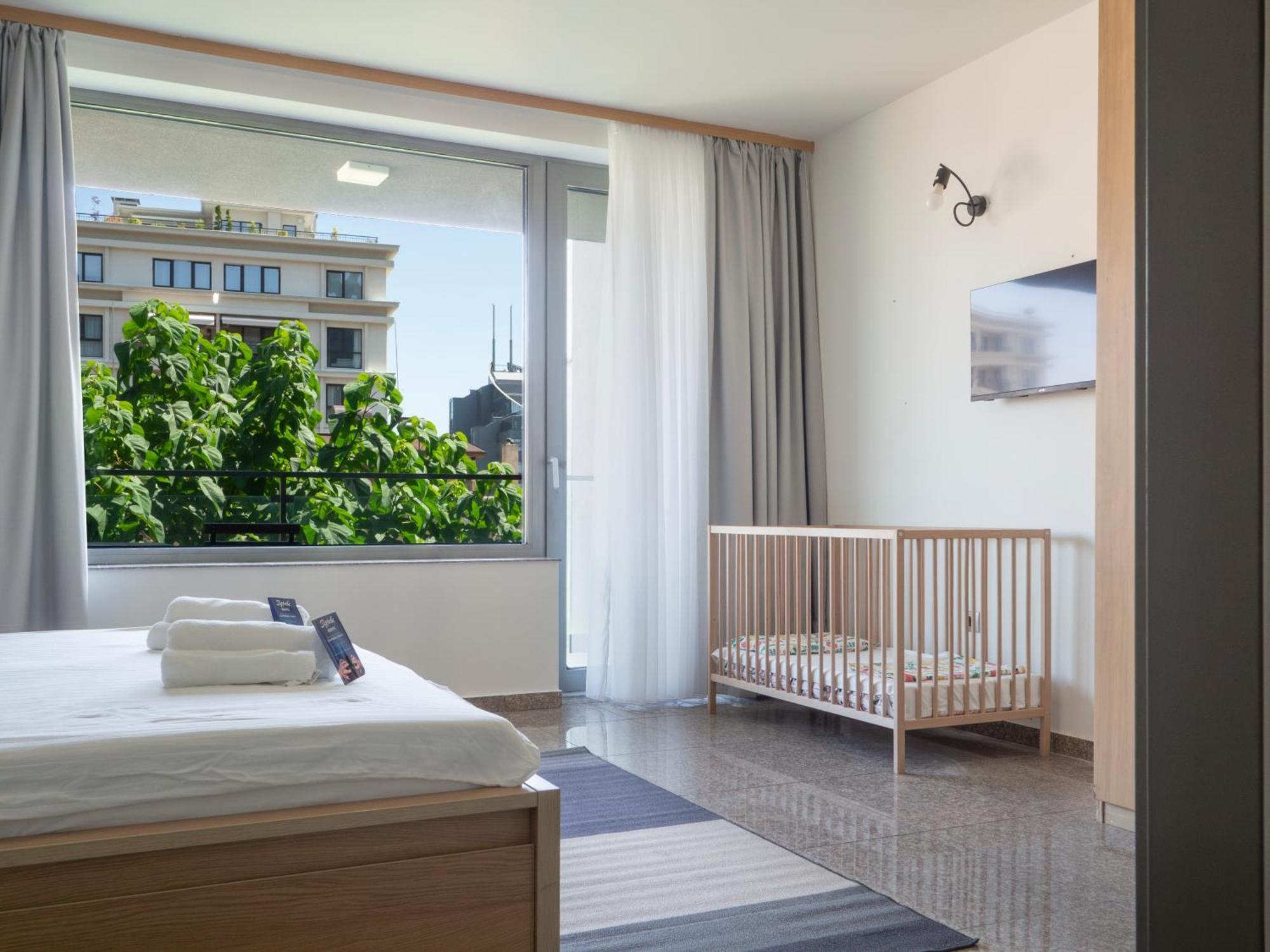 Vertigo2 Huge Apartment 2 Bedrooms Balcony Parking Sofia Bagian luar foto